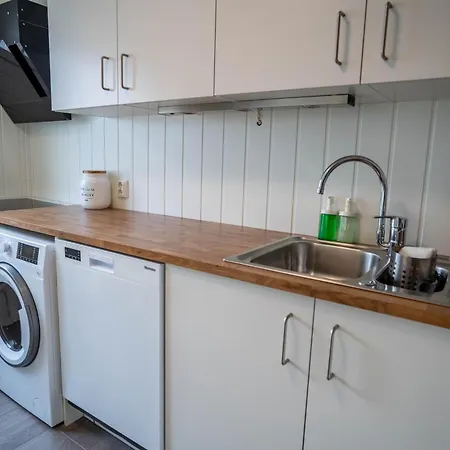 Center Getaway 9 By Berti 公寓 *